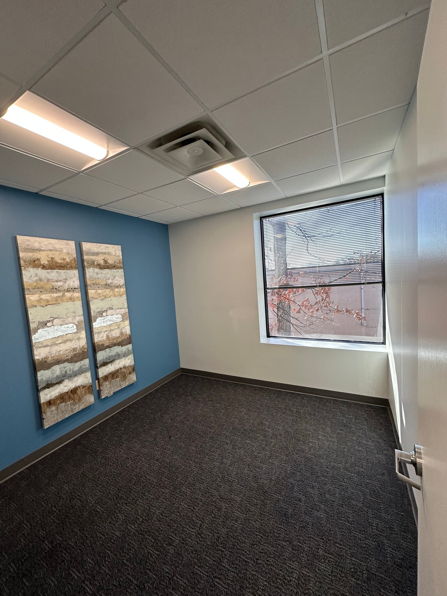 109 Carpenter Dr, Sterling, VA à louer Photo intérieure– Image 1 sur 6