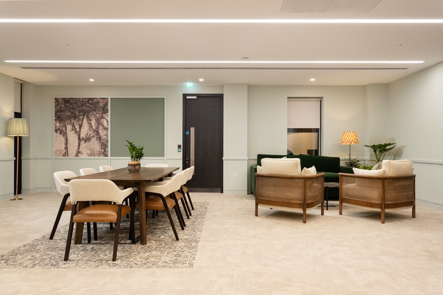 75 Grosvenor St, Londres à louer - Photo de l’immeuble – Image 2 sur 55