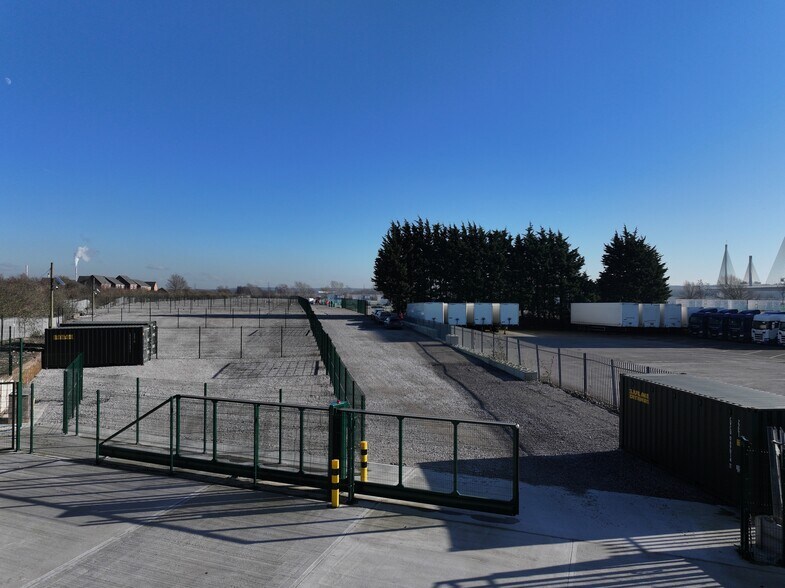 Gateway 100, Widnes à louer - Photo principale – Image 1 sur 6