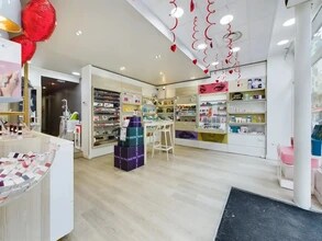 Local commercial dans Paris à louer Photo intérieure– Image 1 sur 1