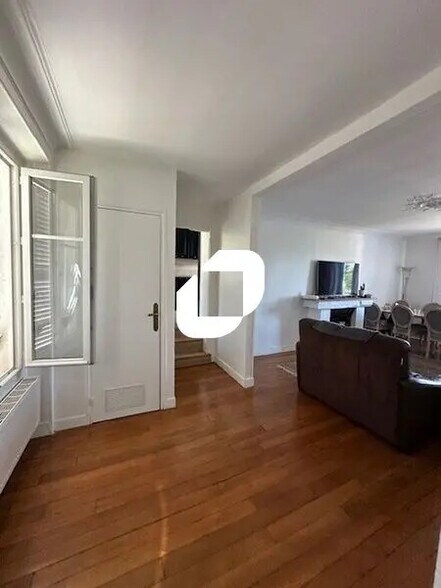 Bureau dans Triel-sur-Seine à louer - Photo intérieure – Image 2 sur 7