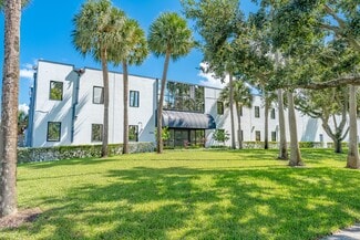 Plus de détails pour 5255 NW 159th St, Miami Lakes, FL - Industriel/Logistique à louer