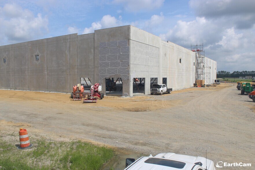 0 Sugg Pky, Greenville, NC à louer - Photo de la construction – Image 2 sur 5