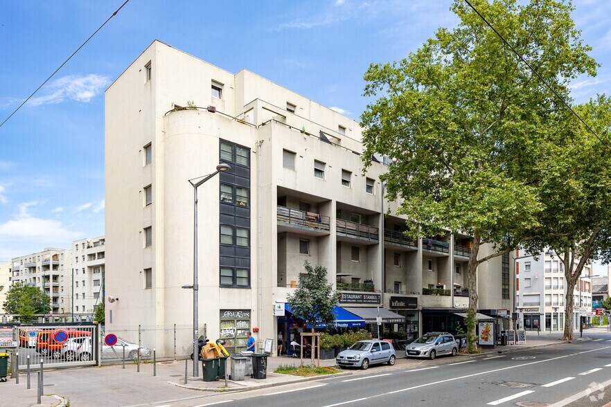 202-204 Rue Marcel Mérieux, Lyon à louer - Photo de l’immeuble – Image 2 sur 25