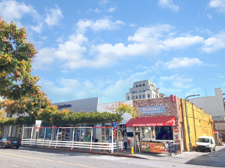 318-320 Santa Monica Blvd, Santa Monica, CA à louer - Photo de l’immeuble – Image 3 sur 5