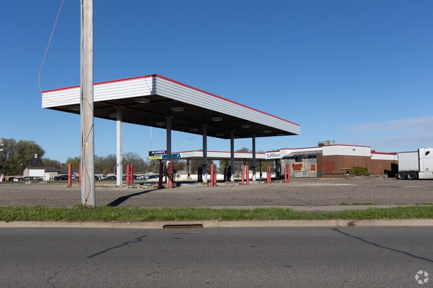 600 Highway 10 S, Saint Cloud, MN à vendre - Photo de l’immeuble – Image 2 sur 2