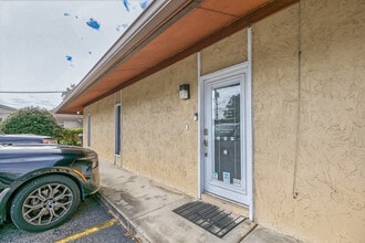 6820 Saint Augustine Rd, Jacksonville, FL à louer Photo intérieure– Image 2 sur 34