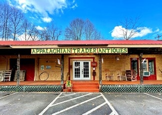 Plus de détails pour 1093 Franklin St, Dillard, GA - Local commercial à vendre