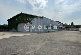 Plus de détails pour Local d’activités à vendre