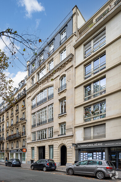 Bureau dans Paris à louer - Photo de l’immeuble – Image 2 sur 2