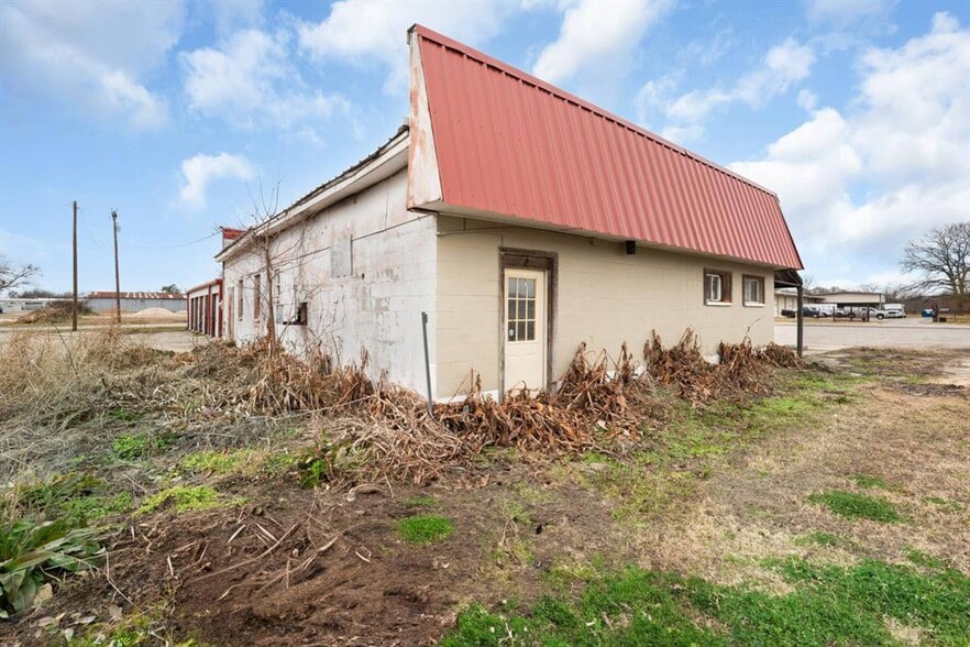 4500 FM 515, Emory, TX à vendre - Photo de l’immeuble – Image 3 sur 34