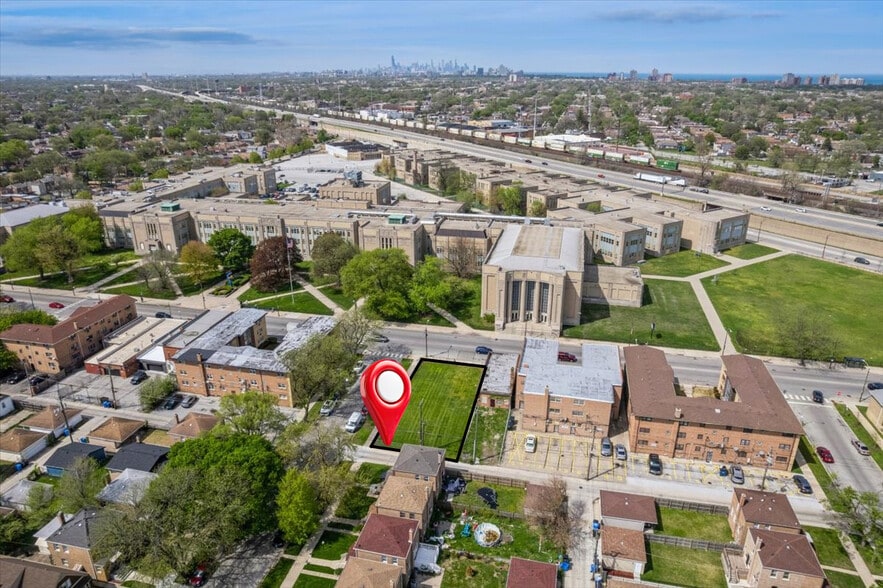 2135-2137 E 87th St, Chicago, IL à vendre - Aérien – Image 2 sur 3