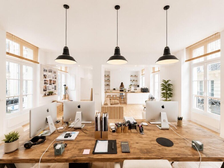 16 Rue Chapon, Paris à louer - Photo de l’immeuble – Image 3 sur 7
