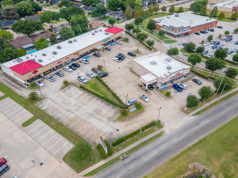 4300-4302 Fairmont Pky, Pasadena, TX à louer - Photo de l’immeuble – Image 3 sur 78