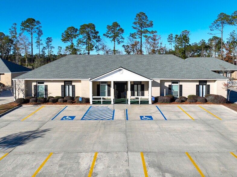 300 Gateway Dr, Slidell, LA à louer - Photo de l’immeuble – Image 3 sur 7