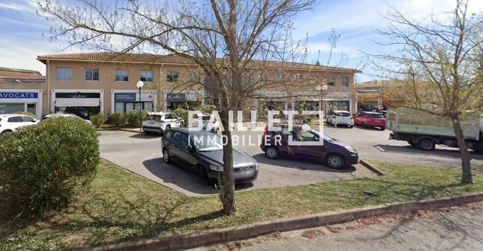 Bureau dans Tourrettes à vendre - Photo de l’immeuble – Image 1 sur 10