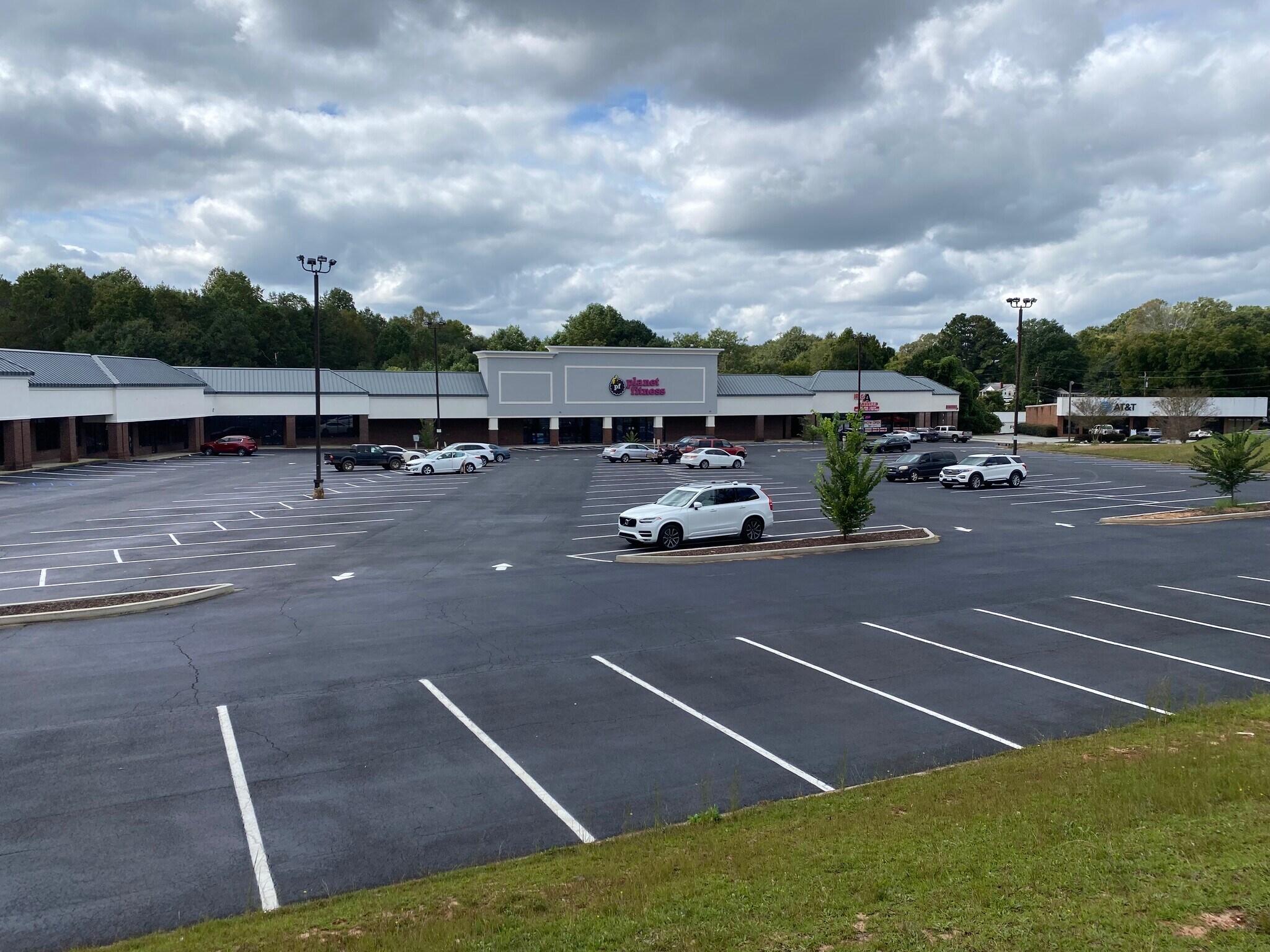 620 Big A Rd, Toccoa, GA à louer Photo de l’immeuble– Image 1 sur 20