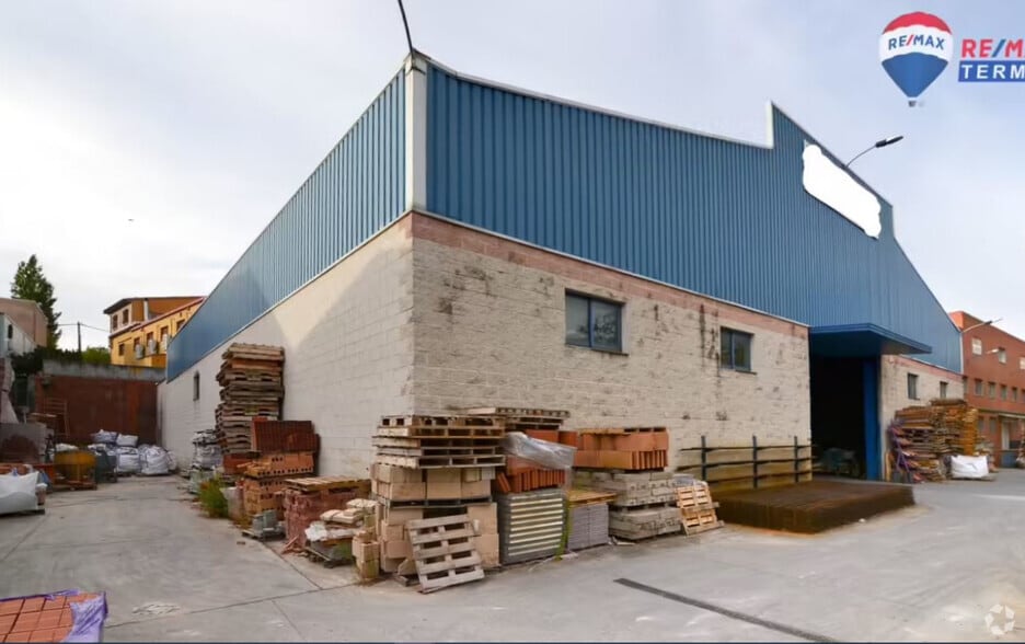Industriel/Logistique dans Navalcarnero, Madrid à vendre - Photo de l’immeuble – Image 2 sur 4