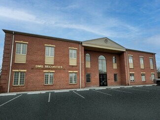 Plus de détails pour 746 Walker Rd, Great Falls, VA - Bureau à vendre