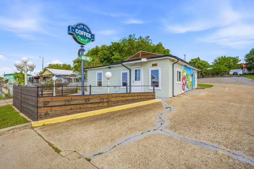608 SW Big Bend Trl, Glen Rose, TX à vendre - Photo de l’immeuble – Image 2 sur 63