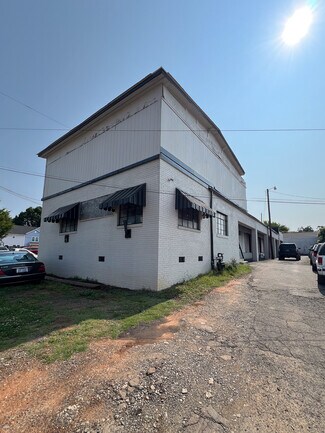 Plus de détails pour 2711 Midland Ave, Charlotte, NC - Industriel/Logistique à vendre
