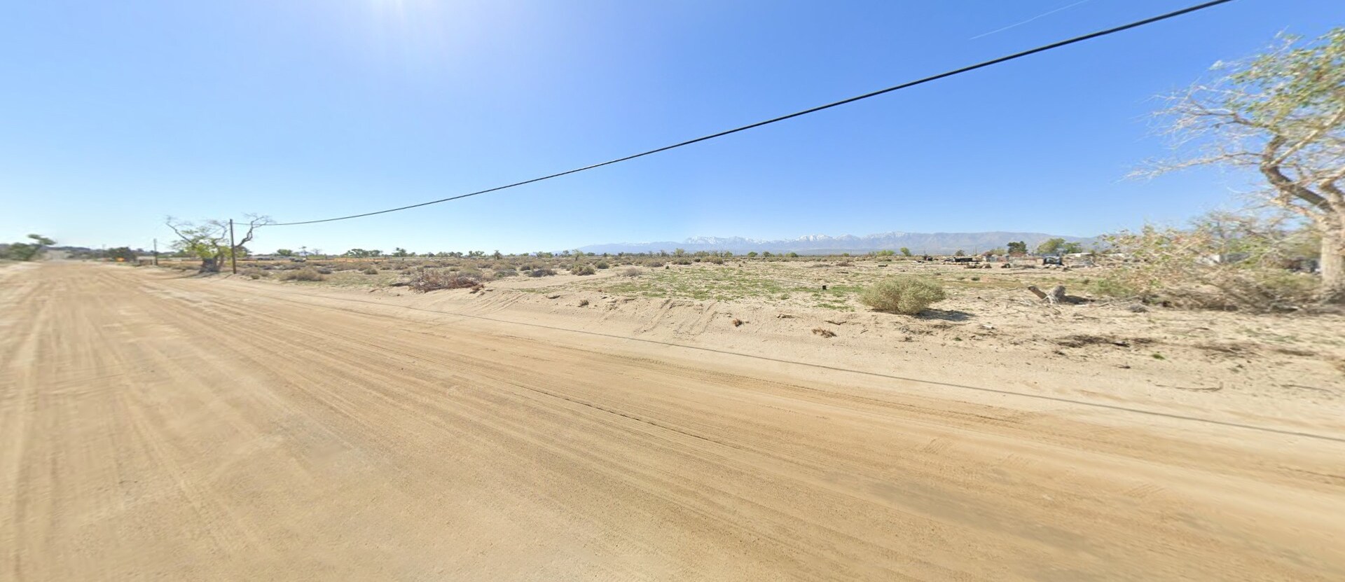 East Avenue Q, Palmdale, CA à vendre Photo principale– Image 1 sur 5