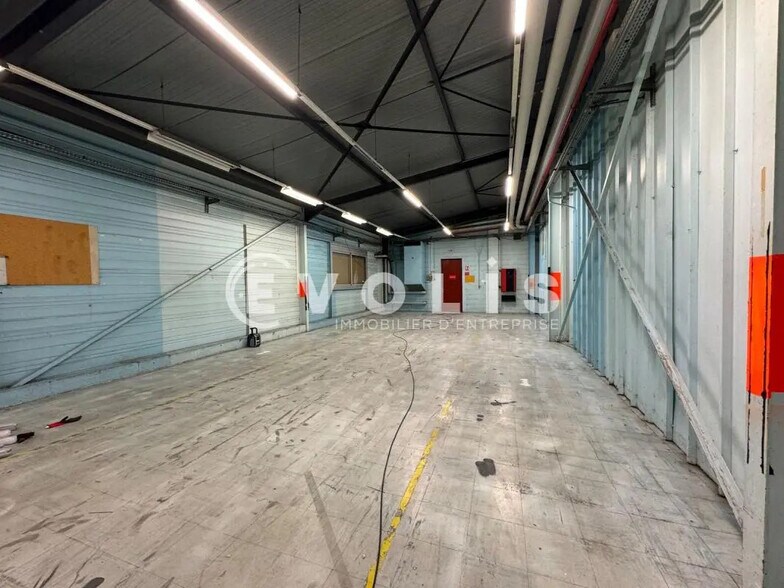 Local d’activités dans Amiens à louer - Photo intérieure – Image 3 sur 4