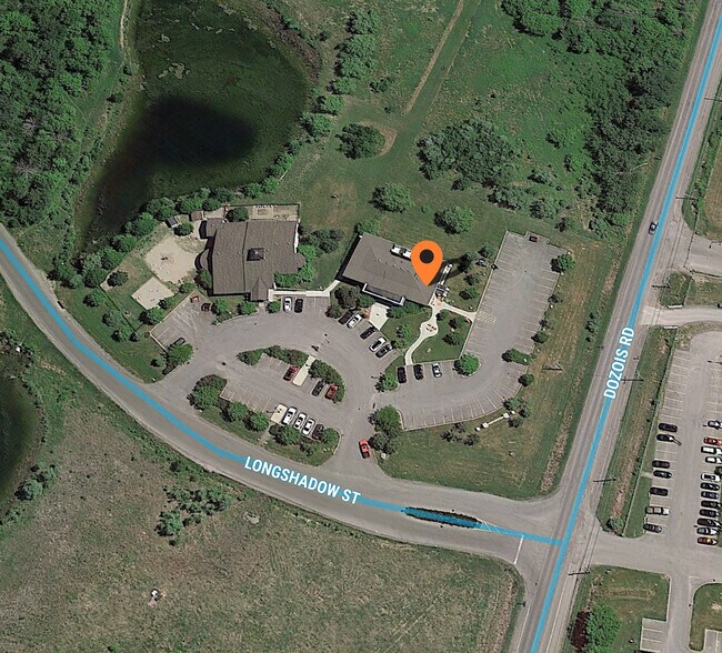 5699-5700 Longshadow Rd, Manotick, ON à louer - Photo de l’immeuble – Image 2 sur 3