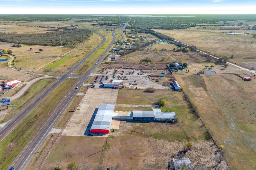 9474 US-175, Kemp, TX à vendre - Photo de l’immeuble – Image 2 sur 35