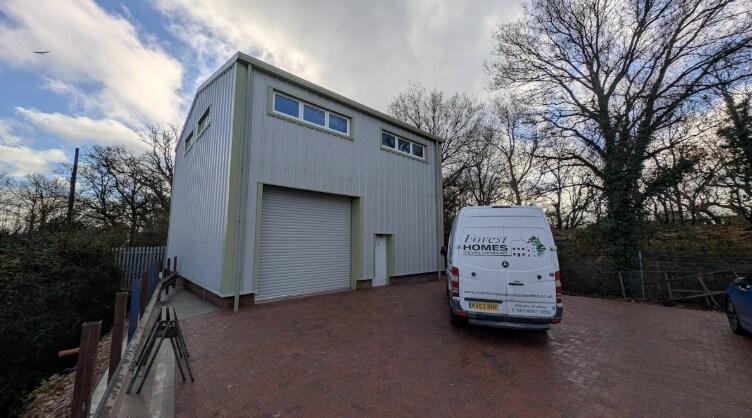 Shore Rd, Southampton à louer Photo principale– Image 1 sur 2