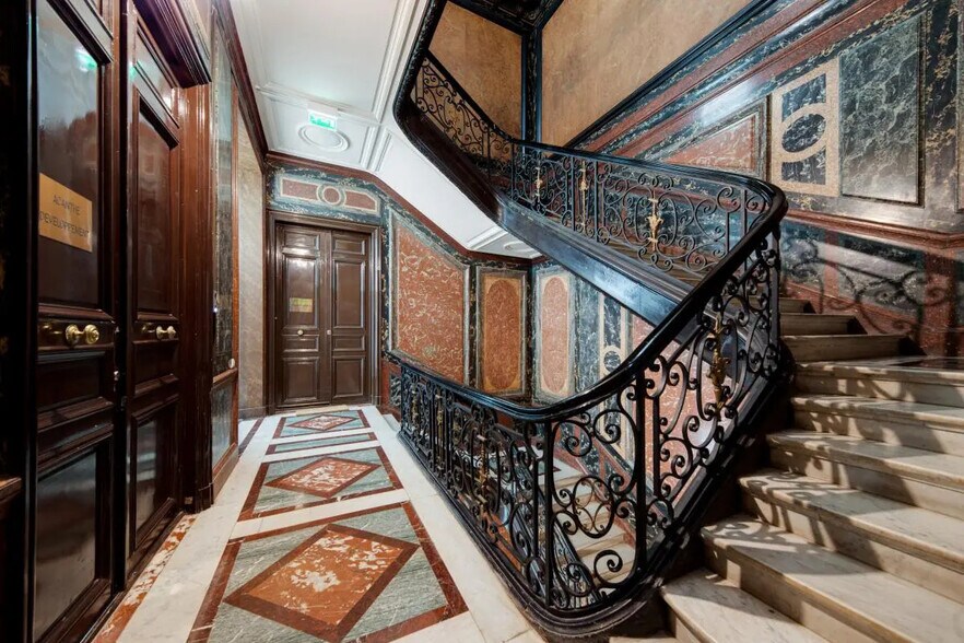 Bureau dans Paris à louer - Photo intérieure – Image 2 sur 15