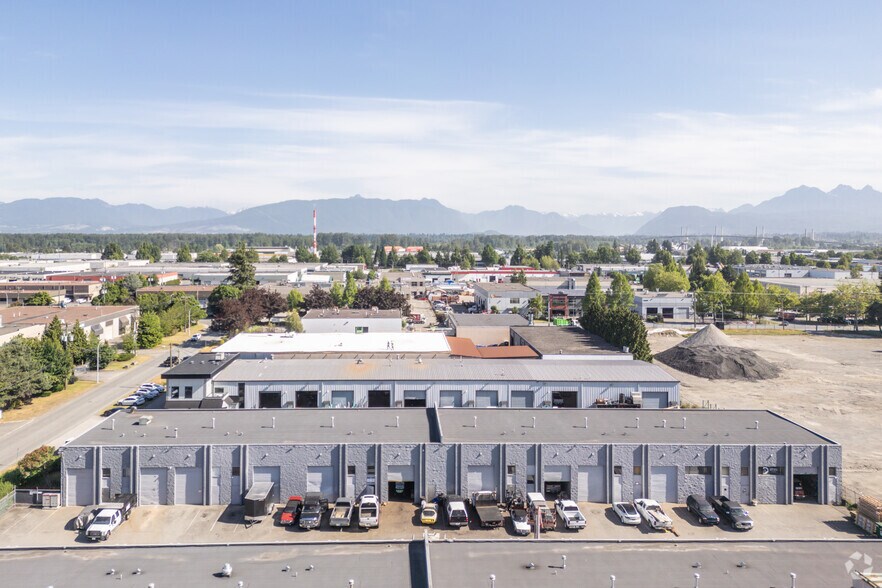 9330 194th St, Surrey, BC à vendre - Aérien – Image 3 sur 3