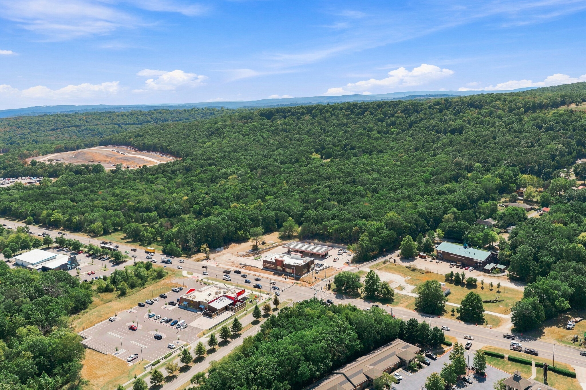 4005 W Martin Luther King Jr Blvd, Fayetteville, AR à vendre Aérien– Image 1 sur 14