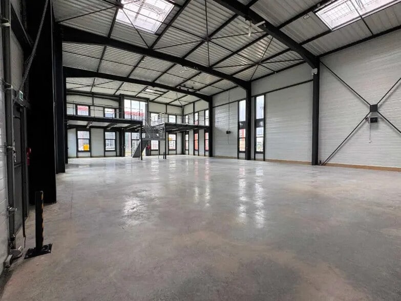 5 Avenue Du Prieuré, Serris à vendre - Photo de l’immeuble – Image 3 sur 7