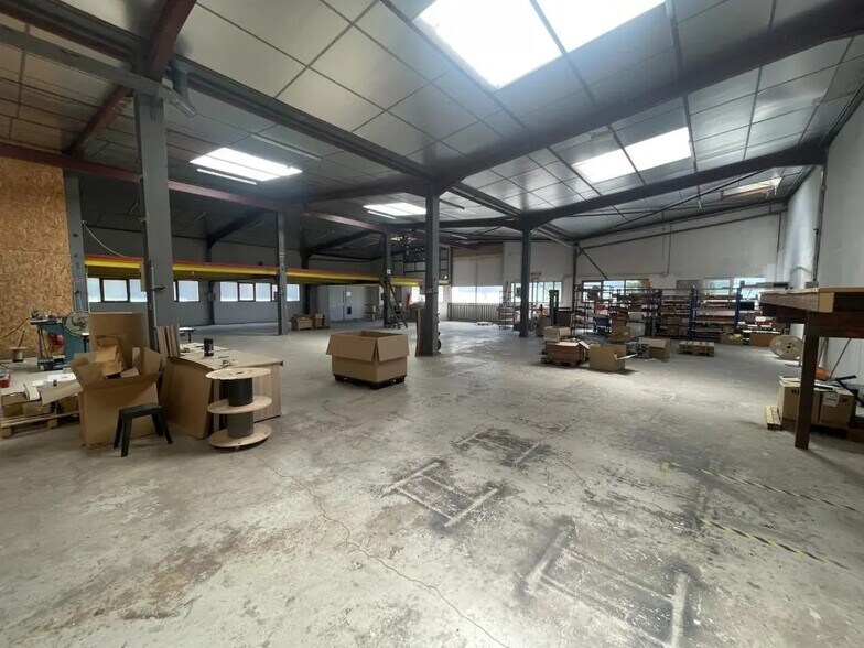 Industriel/Logistique dans Colomars à louer - Photo de l’immeuble – Image 1 sur 4