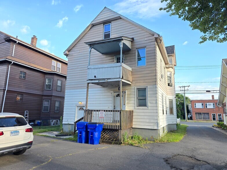 181-183 Burnside Ave, East Hartford, CT à vendre - Photo de l’immeuble – Image 3 sur 12