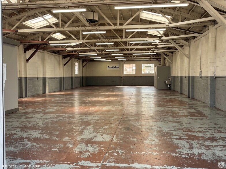 1672 E 14th St, San Leandro, CA à vendre - Photo de l’immeuble – Image 3 sur 15