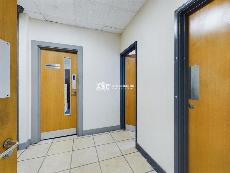 Carlisle Rd, Londres à louer - Photo de l’immeuble – Image 3 sur 29