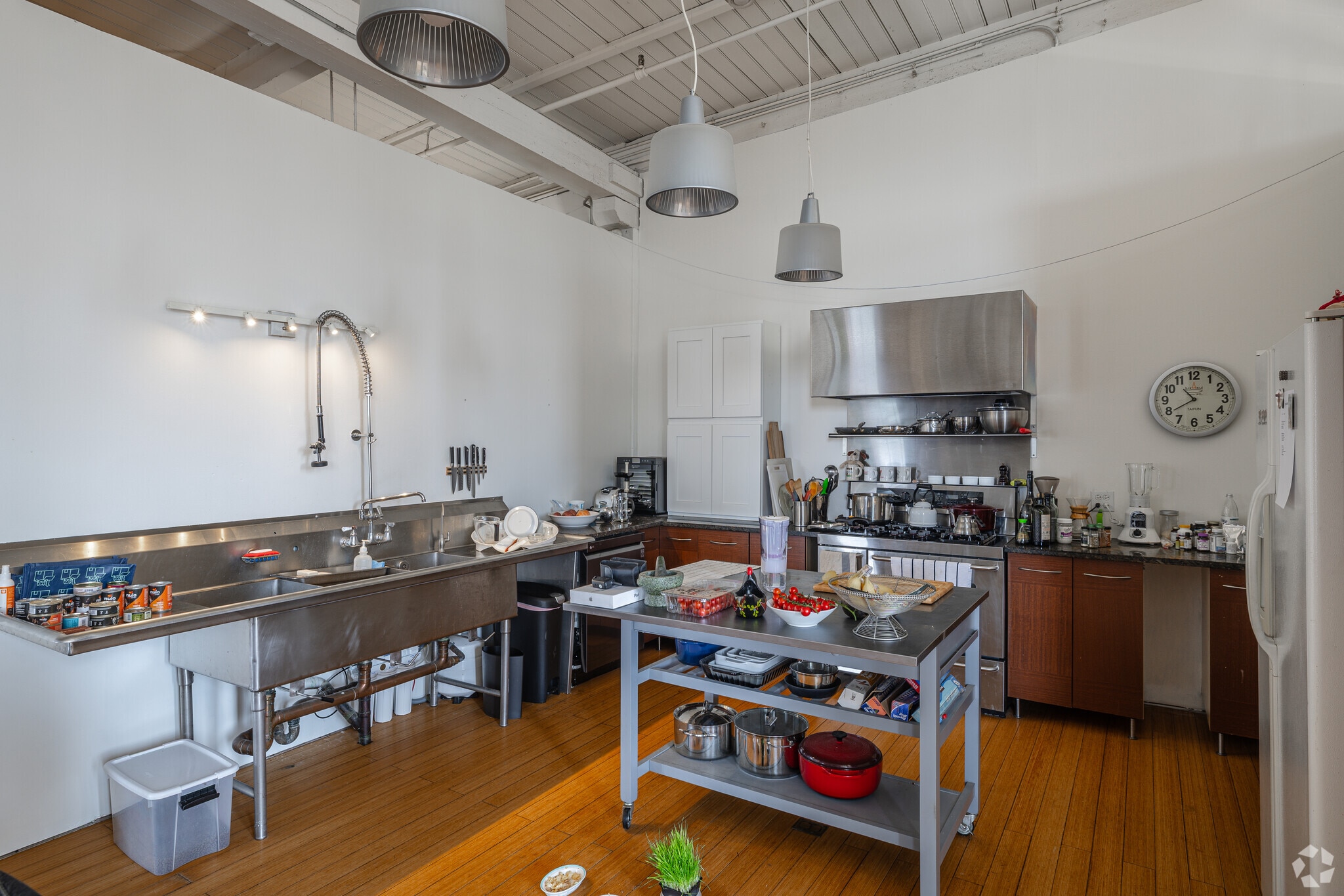 1240 N Homan Ave, Chicago, IL à louer Photo intérieure– Image 1 sur 9