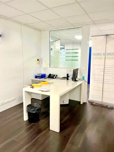 Bureau dans Maisons-Laffitte à louer - Photo de l’immeuble – Image 3 sur 14