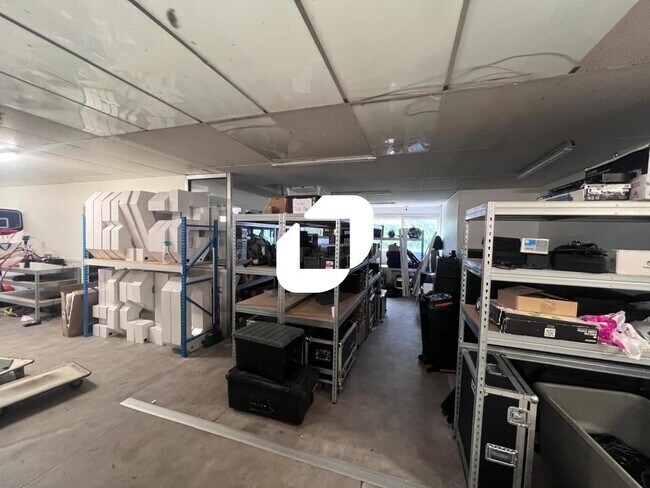 Plus de détails pour Bureau à louer