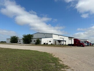 Plus de détails pour 2995 County Road 430, Pleasanton, TX - Industriel/Logistique à vendre