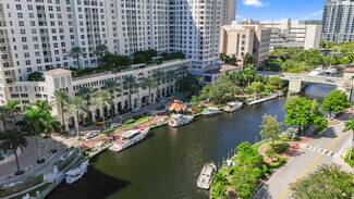 Plus de détails pour 511 SE 5th Ave, Fort Lauderdale, FL - Logement à vendre