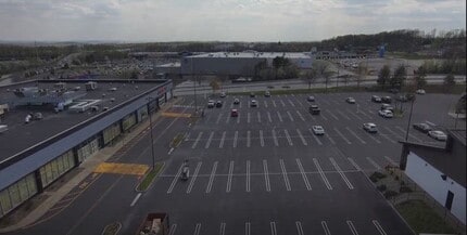 200-400 N Galleria Dr, Middletown, NY à louer - Vidéo sur l’annonce professionnelle 