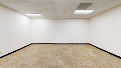 97 E Brokaw Rd, San Jose, CA à louer Numérisation 3D Matterport– Image 1 sur 6