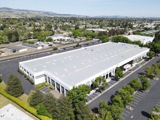 Plus de détails pour 755 Southpoint Blvd, Petaluma, CA - Industriel/Logistique à louer