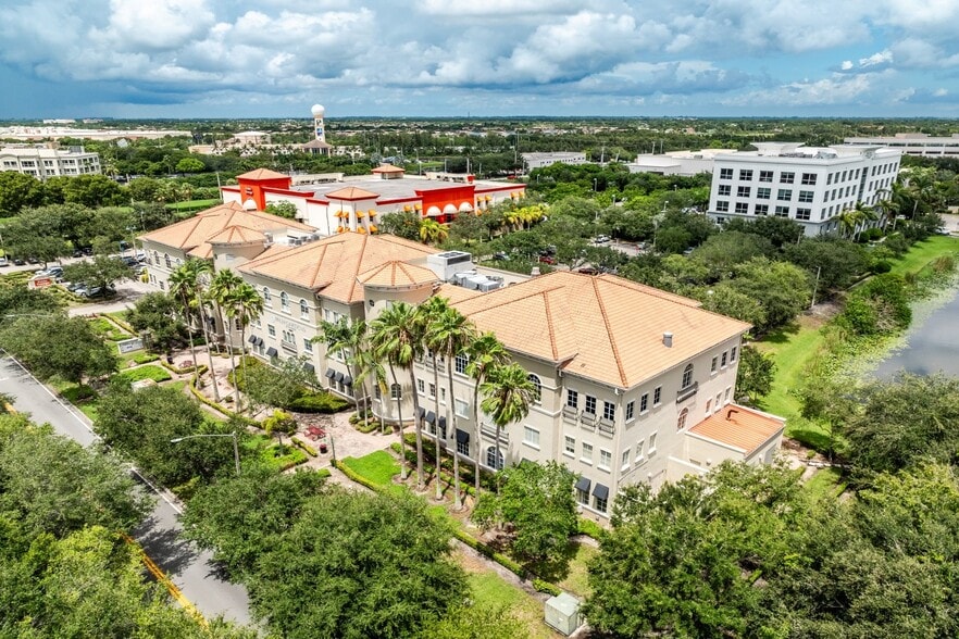 14601 Hotel Rd, Miramar, FL à vendre - Photo principale – Image 1 sur 15