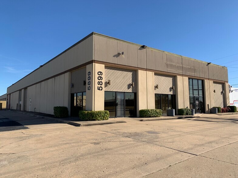 5829-5899 S Garnett Rd, Tulsa, OK à louer - Photo principale – Image 1 sur 1