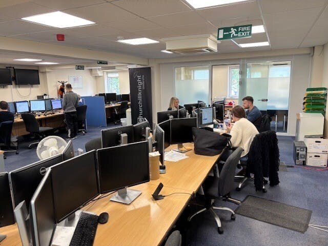 230 High St, Potters Bar à louer - Photo de l’immeuble – Image 2 sur 9