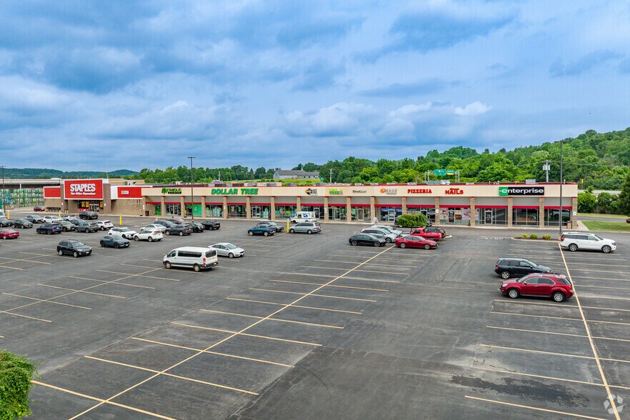 3718-3736 Milton Ave, Camillus, NY à louer - Photo de l’immeuble – Image 2 sur 4